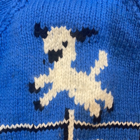 Handmade cowl necklace sweater - Picture 5 of 8